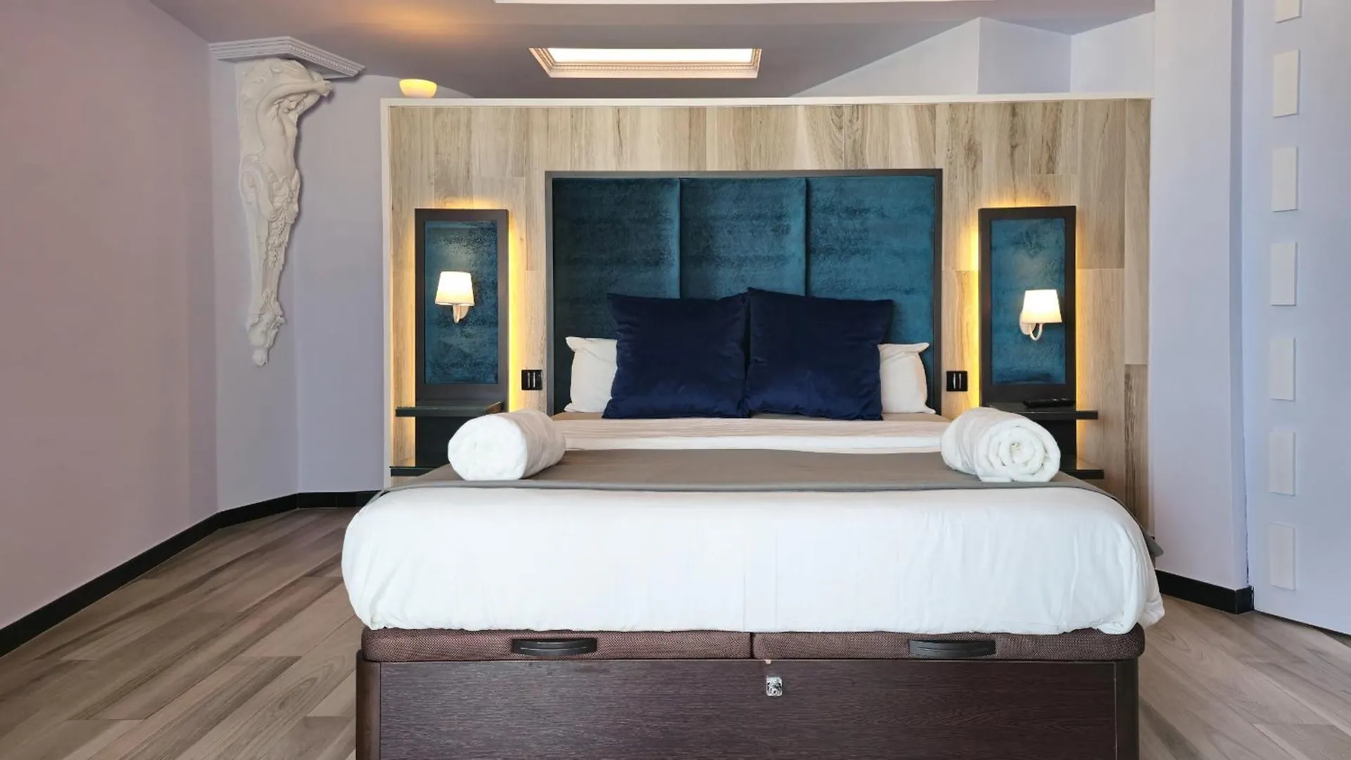 Special Sky Suite - Sea & Mountain Views- Torremolinos Center